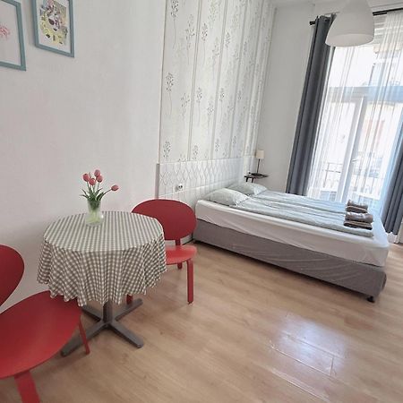 11# Sunflower Cozy Apartment Budapest Exterior photo